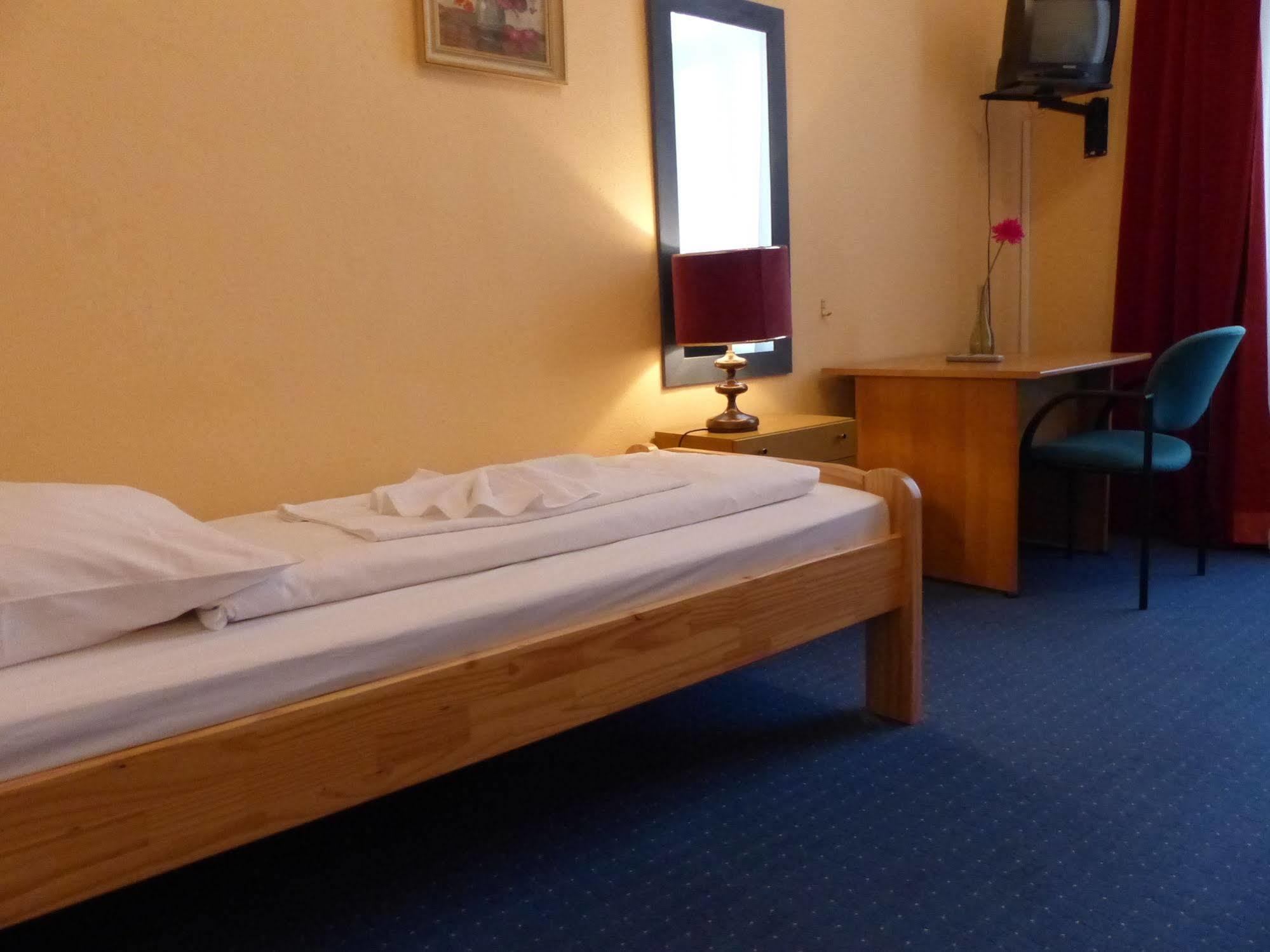 Hotel-pension Spree Pensjonat *